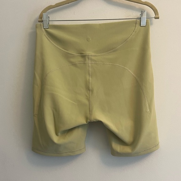 Lululemon Ribbed Contoured High-Rise Spandex Shorts 8" - Dew Green - Picture 3 of 11